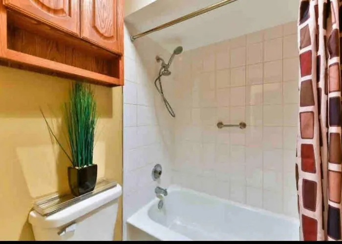 Apartamento Mins From O'hare • Safe Location • Private Parking *